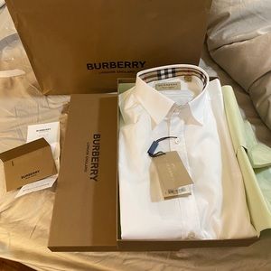 Men’s XL Burberry White Dress Shirt NWT